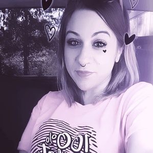 Meet your Posher, Ashlee